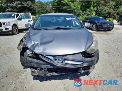 Piąte zdjęcie samochodu w środku: 2011 HYUNDAI ELANTRA GLS VIN:KMHDH4AE3BU128557 - miniatura