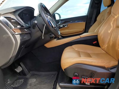 Zdjęcie 7 z 12 samochodu: 2016 VOLVO XC90 T6 VIN:YV4A22PK8G1085687 - miniatura