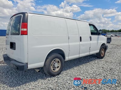 Trzecie zdjęcie samochodu z tyłu: 2018 CHEVROLET EXPRESS G2500 VIN:1GCWGAFG6J1318863 - miniatura
