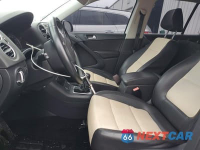 Zdjęcie 7 z 11 samochodu: 2017 VOLKSWAGEN TIGUAN S VIN:WVGAV7AX1HK028900 - miniatura