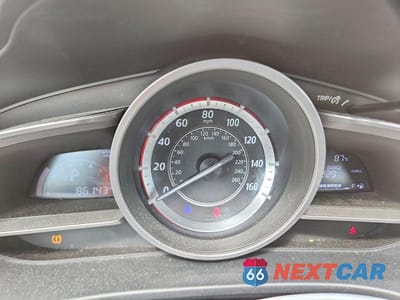Zdjęcie 9 z 12 samochodu: 2016 MAZDA 3 SPORT VIN:3MZBM1U76GM325346 - miniatura