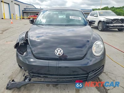 Piąte zdjęcie samochodu w środku: 2013 VOLKSWAGEN BEETLE VIN:3VWJP7AT4DM659250 - miniatura