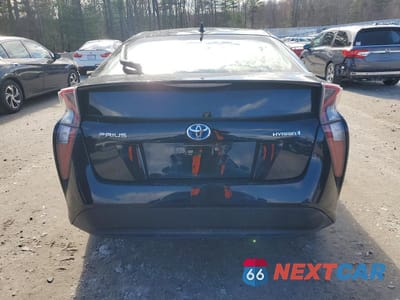 Zdjęcie 6 z 12 samochodu: 2016 TOYOTA PRIUS TWO VIN:JTDKBRFU0G3528230 - miniatura