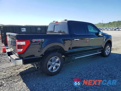 Trzecie zdjęcie samochodu z tyłu: 2023 FORD F150 SUPERCREW VIN:1FTFW1E89PKF92123 - miniatura