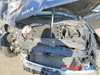 Zdjęcie 11 z 12 samochodu: 2025 KIA K5 LXS VIN:KNAG24J7XS5338567 - miniatura