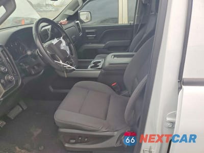 Zdjęcie 7 z 13 samochodu: 2018 CHEVROLET SILVERADO K1500 LT VIN:3GCUKRECXJG495582 - miniatura