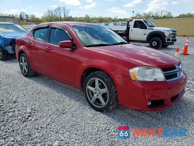 Czwarte zdjęcie samochodu z boku: 2013 DODGE AVENGER SXT VIN:1C3CDZCB3DN554035 - miniatura