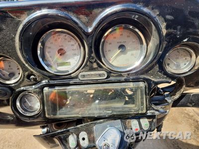 Zdjęcie 7 z 9 samochodu: 2008 HARLEY DAVIDSON FLHTCUSE3 VIN:1HD1PR8448Y957416 - miniatura