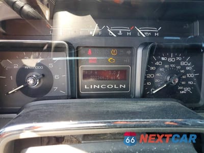Zdjęcie 9 z 13 samochodu: 2011 LINCOLN NAVIGATOR L VIN:5LMJJ3J57BEJ08076 - miniatura