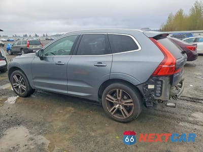 Drugie zdjęcie samochodu z przodu: 2018 VOLVO XC60 T5 VIN:LYV102RK4JB078452 - miniatura