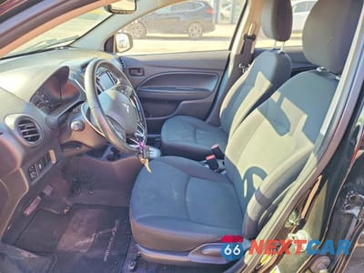 Zdjęcie 7 z 12 samochodu: 2017 MITSUBISHI MIRAGE G4 ES VIN:ML32F3FJ1HHF05783 - miniatura