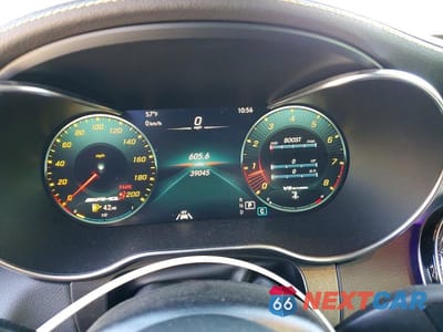 Zdjęcie 9 z 14 samochodu: 2020 MERCEDES-BENZ GLC 63 4MATIC AMG VIN:W1N0G8JBXLF838492 - miniatura