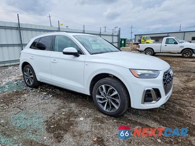 Czwarte zdjęcie samochodu z boku: 2024 AUDI Q5 PREMIUM PLUS 45 VIN:WA1EAAFY1R2087859 - miniatura