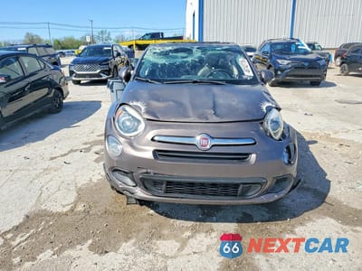 Piąte zdjęcie samochodu w środku: 2016 FIAT 500X EASY VIN:ZFBCFXBT9GP485593 - miniatura