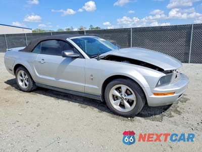 Czwarte zdjęcie samochodu z boku: 2007 FORD MUSTANG VIN:1ZVFT84N775333988 - miniatura