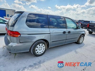 Trzecie zdjęcie samochodu z tyłu: 2000 HONDA ODYSSEY VIN:2HKRL1851YH548754 - miniatura