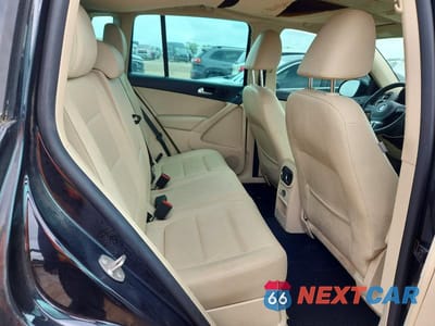 Zdjęcie 11 z 13 samochodu: 2013 VOLKSWAGEN TIGUAN S VIN:WVGAV7AX2DW528177 - miniatura