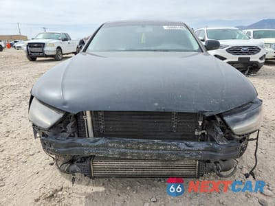 Piąte zdjęcie samochodu w środku: 2014 AUDI A4 PREMIUM VIN:WAUAFAFLXEN009225 - miniatura