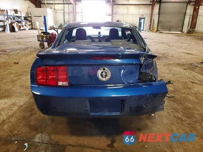 Zdjęcie 6 z 12 samochodu: 2008 FORD MUSTANG VIN:1ZVHT80N985156361 - miniatura