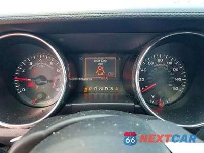 Zdjęcie 9 z 12 samochodu: 2016 FORD MUSTANG VIN:1FA6P8AM0G5325756 - miniatura