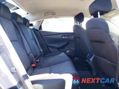Zdjęcie 10 z 13 samochodu: 2025 HONDA ACCORD LX VIN:1HGCY1F28SA040233 - miniatura