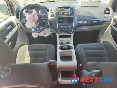 Zdjęcie 8 z 14 samochodu: 2016 DODGE GRAND CARAVAN SXT VIN:2C4RDGCG4GR248880 - miniatura