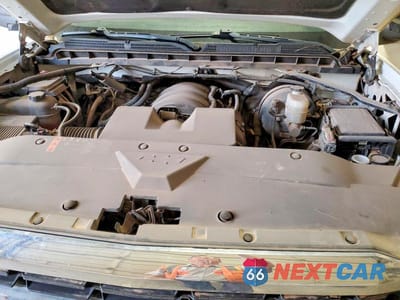 Zdjęcie 11 z 12 samochodu: 2018 CHEVROLET SILVERADO K1500 VIN:3GCUKNEH4JG430294 - miniatura