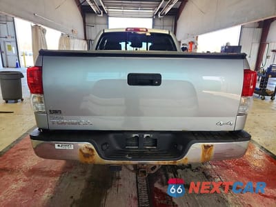 Zdjęcie 6 z 12 samochodu: 2010 TOYOTA TUNDRA DOUBLE CAB SR5 VIN:5TFUY5F1XAX158037 - miniatura