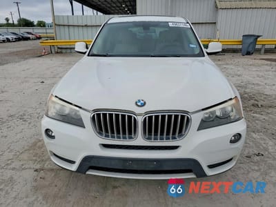 Piąte zdjęcie samochodu w środku: 2014 BMW X3 XDRIVE28I VIN:5UXWX9C54E0D14762 - miniatura