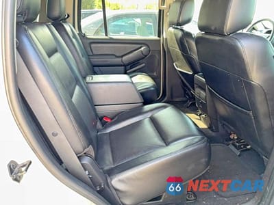 Zdjęcie 6 z 10 samochodu: 2006 FORD EXPLORER LIMITED VIN:1FMEU65E26UB35978 - miniatura