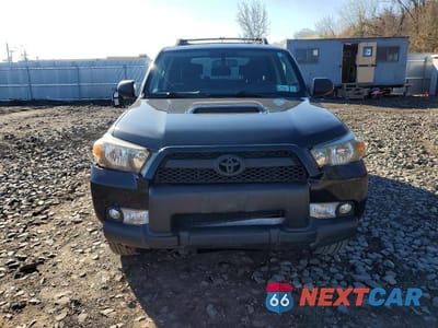 Piąte zdjęcie samochodu w środku: 2010 TOYOTA 4RUNNER TRAIL VIN:JTEBU5JR0A5015749 - miniatura