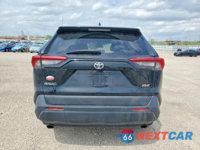 Zdjęcie 6 z 13 samochodu: 2019 TOYOTA RAV4 XLE VIN:2T3W1RFV1KC013807 - miniatura