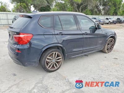 Trzecie zdjęcie samochodu z tyłu: 2016 BMW X3 SDRIVE28I VIN:5UXWZ7C59G0R31640 - miniatura