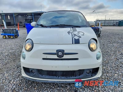 Piąte zdjęcie samochodu w środku: 2014 FIAT 500 ABARTH VIN:3C3CFFJH6ET188556 - miniatura