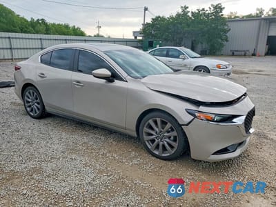 Czwarte zdjęcie samochodu z boku: 2025 MAZDA 3 PREFERRED VIN:3MZBPACM5SM471874 - miniatura