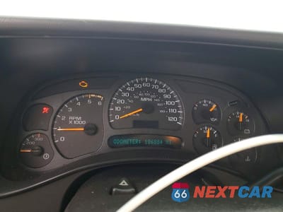 Zdjęcie 9 z 12 samochodu: 2003 CHEVROLET SILVERADO K3500 VIN:1GCJK39G03E364121 - miniatura