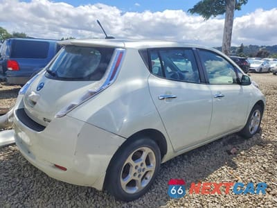 Trzecie zdjęcie samochodu z tyłu: 2012 NISSAN LEAF SV VIN:JN1AZ0CPXCT015565 - miniatura