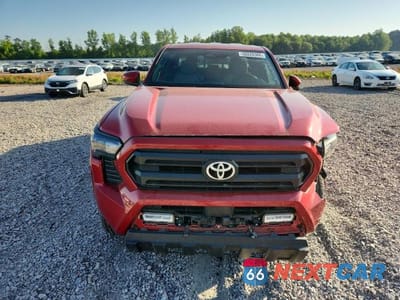 Piąte zdjęcie samochodu w środku: 2024 TOYOTA TACOMA SR5 VIN:3TYKB5FN5RT012162 - miniatura
