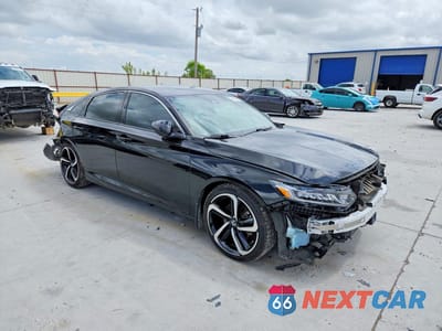 Czwarte zdjęcie samochodu z boku: 2019 HONDA ACCORD SPORT VIN:1HGCV1F39KA006268 - miniatura