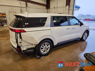 Trzecie zdjęcie samochodu z tyłu: 2022 KIA CARNIVAL LX VIN:KNDNB4H31N6155960 - miniatura