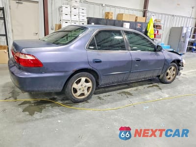 Trzecie zdjęcie samochodu z tyłu: 1999 HONDA ACCORD EX VIN:1HGCG5652XA099807 - miniatura