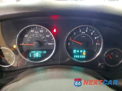 Zdjęcie 9 z 14 samochodu: 2014 JEEP WRANGLER UNLIMITED SPORT VIN:1C4BJWDG2EL118069 - miniatura