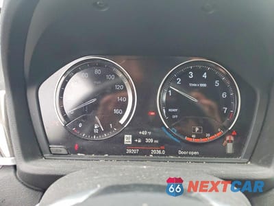 Zdjęcie 9 z 14 samochodu: 2019 BMW X1 XDRIVE28I VIN:WBXHT3C55K3H35485 - miniatura