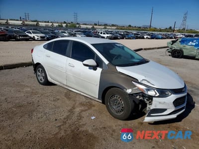 Czwarte zdjęcie samochodu z boku: 2017 CHEVROLET CRUZE LS VIN:1G1BC5SM2H7168909 - miniatura