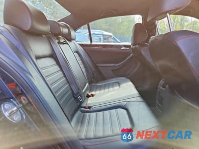 Zdjęcie 10 z 12 samochodu: 2016 VOLKSWAGEN JETTA GLI VIN:3VW5T7AJ6GM231129 - miniatura