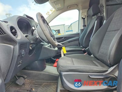 Zdjęcie 7 z 13 samochodu: 2019 MERCEDES BENZ METRIS VIN:WD3PG2EA6K3600492 - miniatura