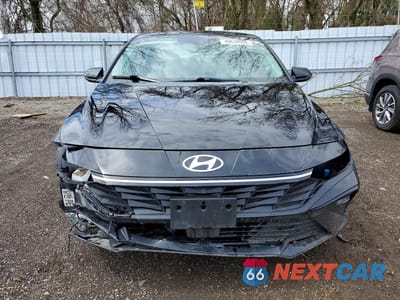 Piąte zdjęcie samochodu w środku: 2024 HYUNDAI ELANTRA LUXURY VIN:KMHLN4DG9RU702705 - miniatura