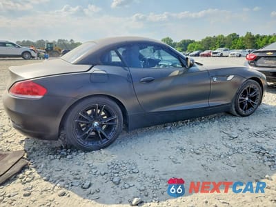 Trzecie zdjęcie samochodu z tyłu: 2010 BMW Z4 SDRIVE30I VIN:WBALM5C57AE377481 - miniatura
