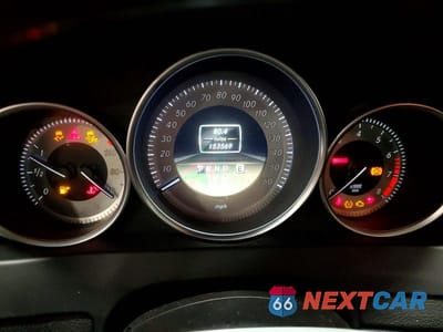 Zdjęcie 9 z 13 samochodu: 2012 MERCEDES-BENZ C 300 4MATIC VIN:WDDGF8BB2CR197804 - miniatura