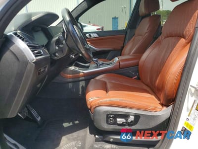 Zdjęcie 7 z 13 samochodu: 2019 BMW X7 XDRIVE40I VIN:5UXCW2C57KL084722 - miniatura